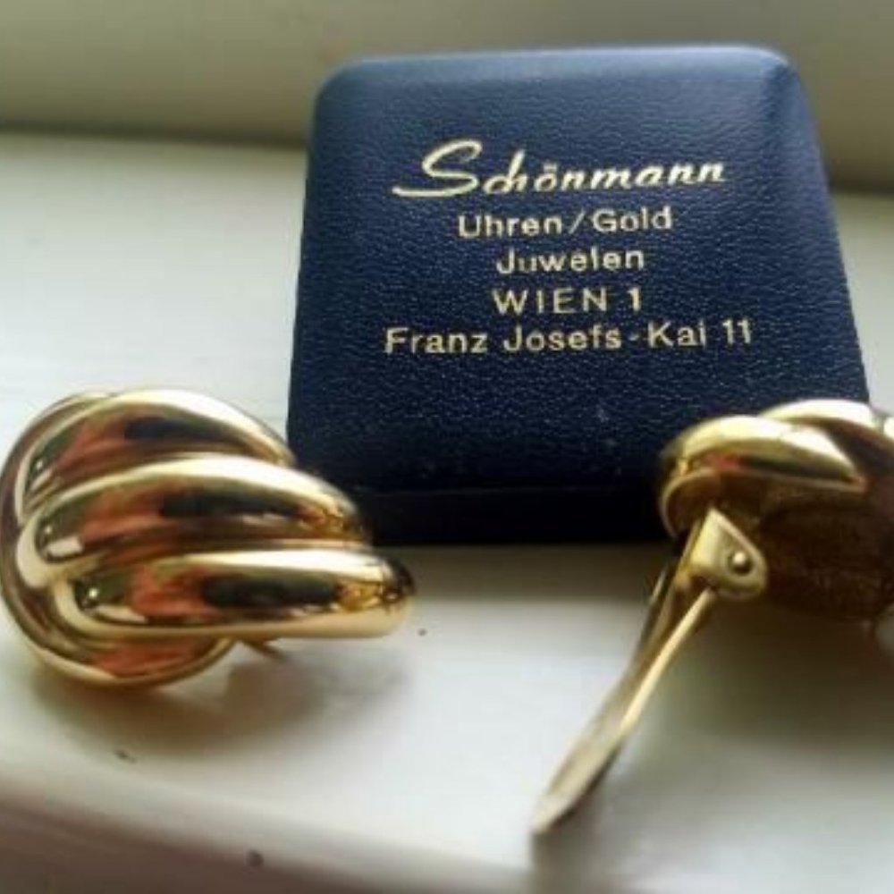 VINTAGE: European Earrings Pierre Lang Clip On Gold Plated Earrings in a box